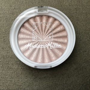 Ofra Madison Miller Sea Shimmer Highlighter